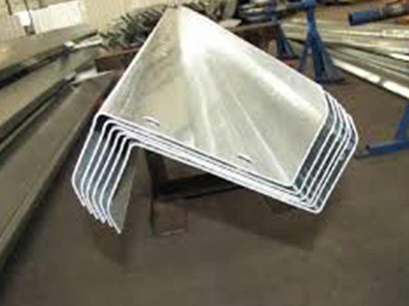 قیمت روز پروفیل زد